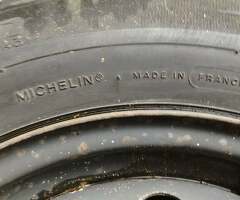 (ongebruikt)Michelin Winterbanden Maat: 185/65P15