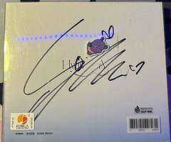 Hyuna Attitude hand signed album (compleet)