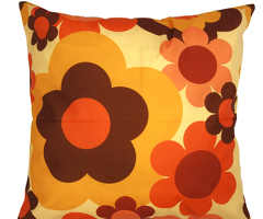 Retro kussenhoes Flowerpower beige 45 x 45 cm