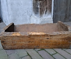 Robuste antike alte Holzkiste, Kastentrog, 53 x 34 x 19 cm, Etage 3