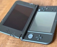 Nintendo 3ds xl met 3 spellen