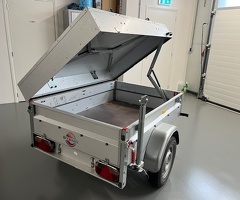 Bagage / aanhangwagen met afsluitbaar deksel