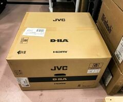 JVC NZ900/RS4200 8K/HDMI 2.1/HDR/Vollgarantie