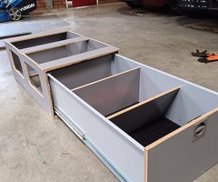 BROVER VLOERLADES (1048) L 88 B 53 33 PRIJS € 100