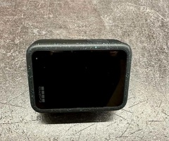 GOPRO 13  camera met statief en oplader