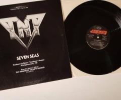 Vinyl TNT Seven Seas
