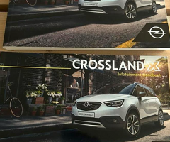 Een handleiding en infotainment Opel Crossland - 2
